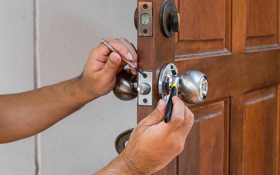 artisan serrurier Avon